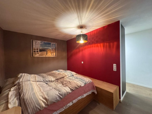 Apartment, feels like living in a house, garden and terrace, in walk distance to university, groceries, parks etc.