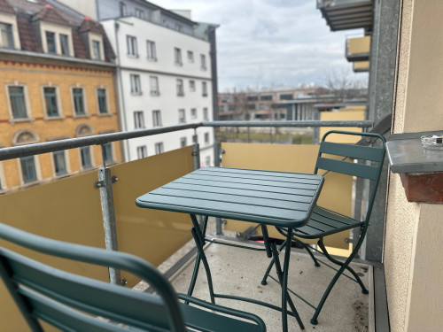 Modern 2-room apartment with balcony in Dresden-Pieschen - High-quality furnishings, central location