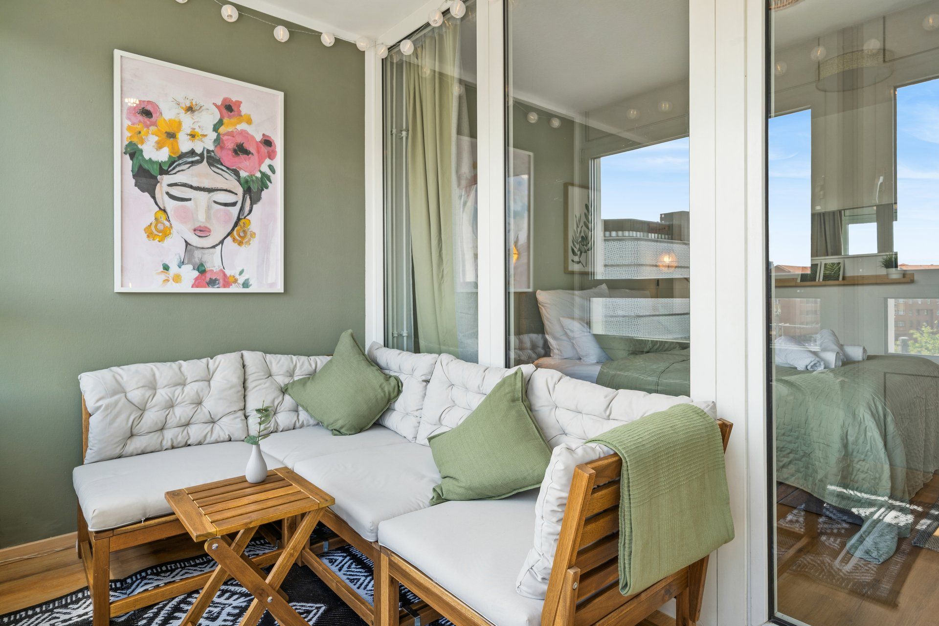  Hellohome • Castle View Apartment • Winter Garden  -  Hellohome • Castle View Apartment • Winter Garden  - Gallery -  2