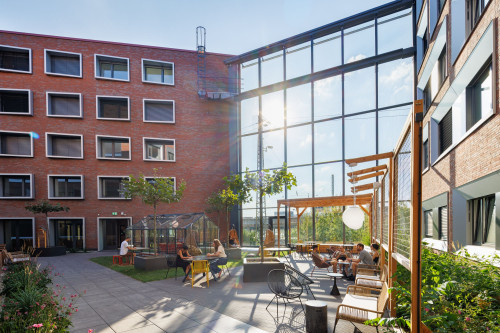 Furnished big studio apartment at the Hauptbahnhof - Gallery - 24