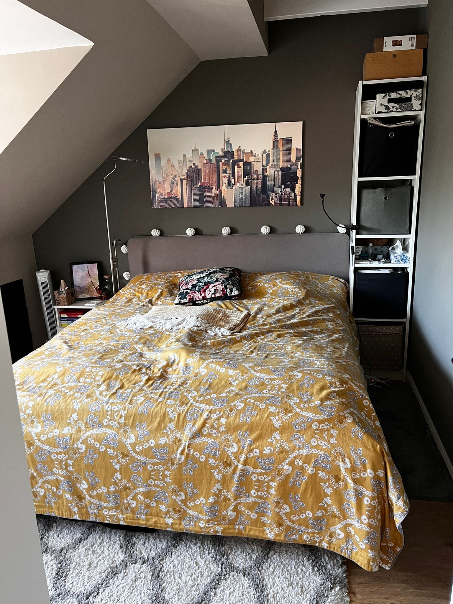  Modern Möblierte 2-Zimmer-Dachgeschosswohnung Mit Balkon In Hamburg-Barmbek  -  Modern möblierte 2-Zimmer-Dachgeschosswohnung mit Balkon in Hamburg-Barmbek  - Gallery -  18