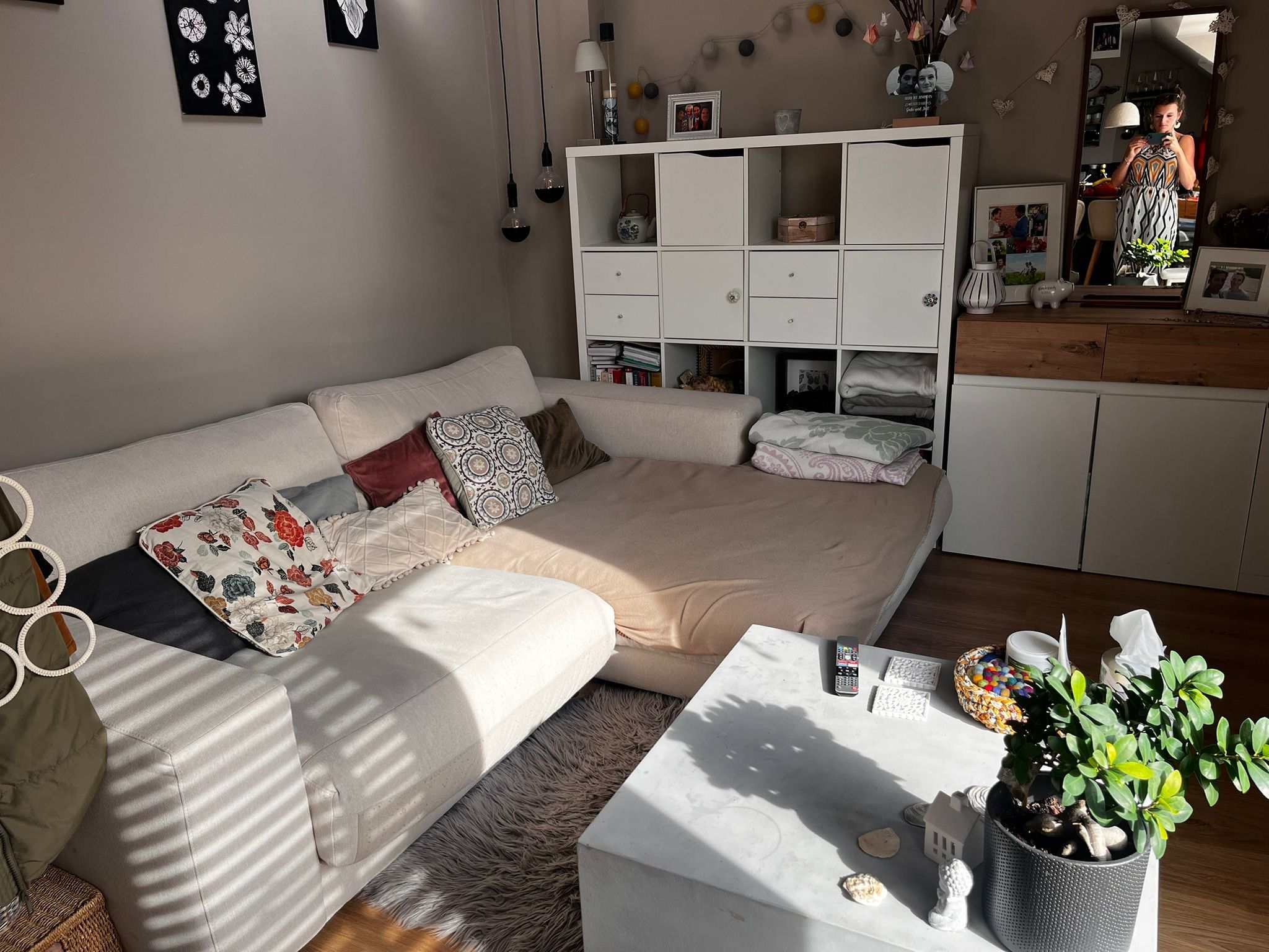  Modern Möblierte 2-Zimmer-Dachgeschosswohnung Mit Balkon In Hamburg-Barmbek  -  Modern möblierte 2-Zimmer-Dachgeschosswohnung mit Balkon in Hamburg-Barmbek  - Gallery -  7