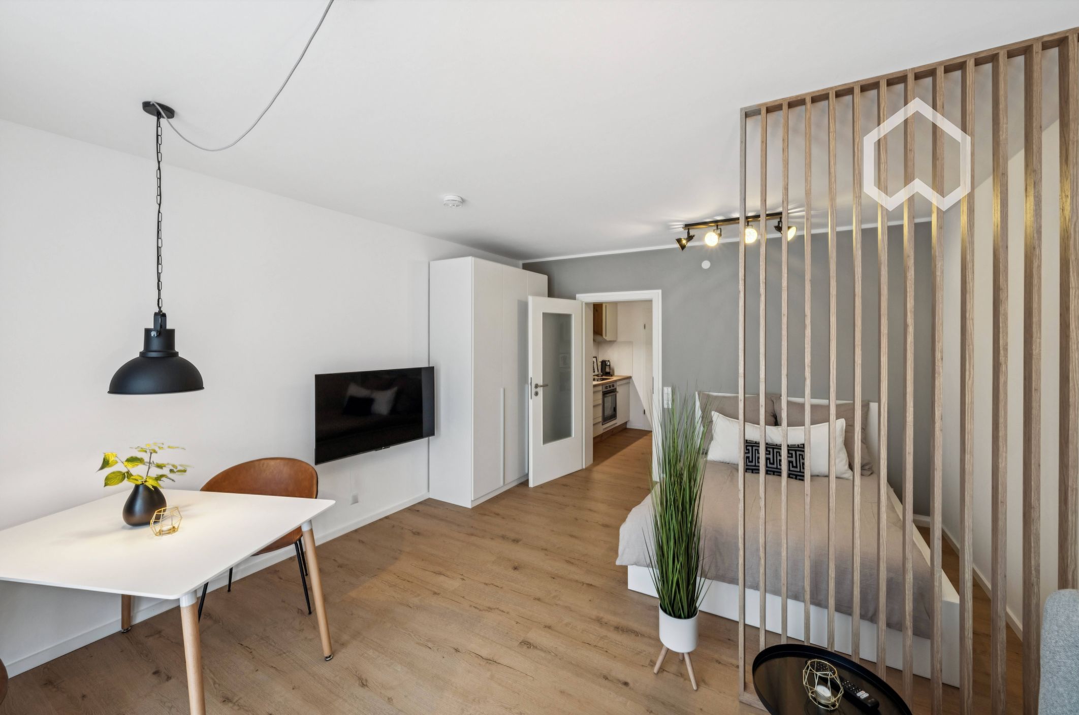  Live Like A Local - New Design Appartment In One Of Most Popular Districts | Urban Flair | Balcony W  -  Live like a Local - New Design Appartment in one of most popular districts | Urban Flair | Balcony with Green View | All Inclusive  - Gallery -  15