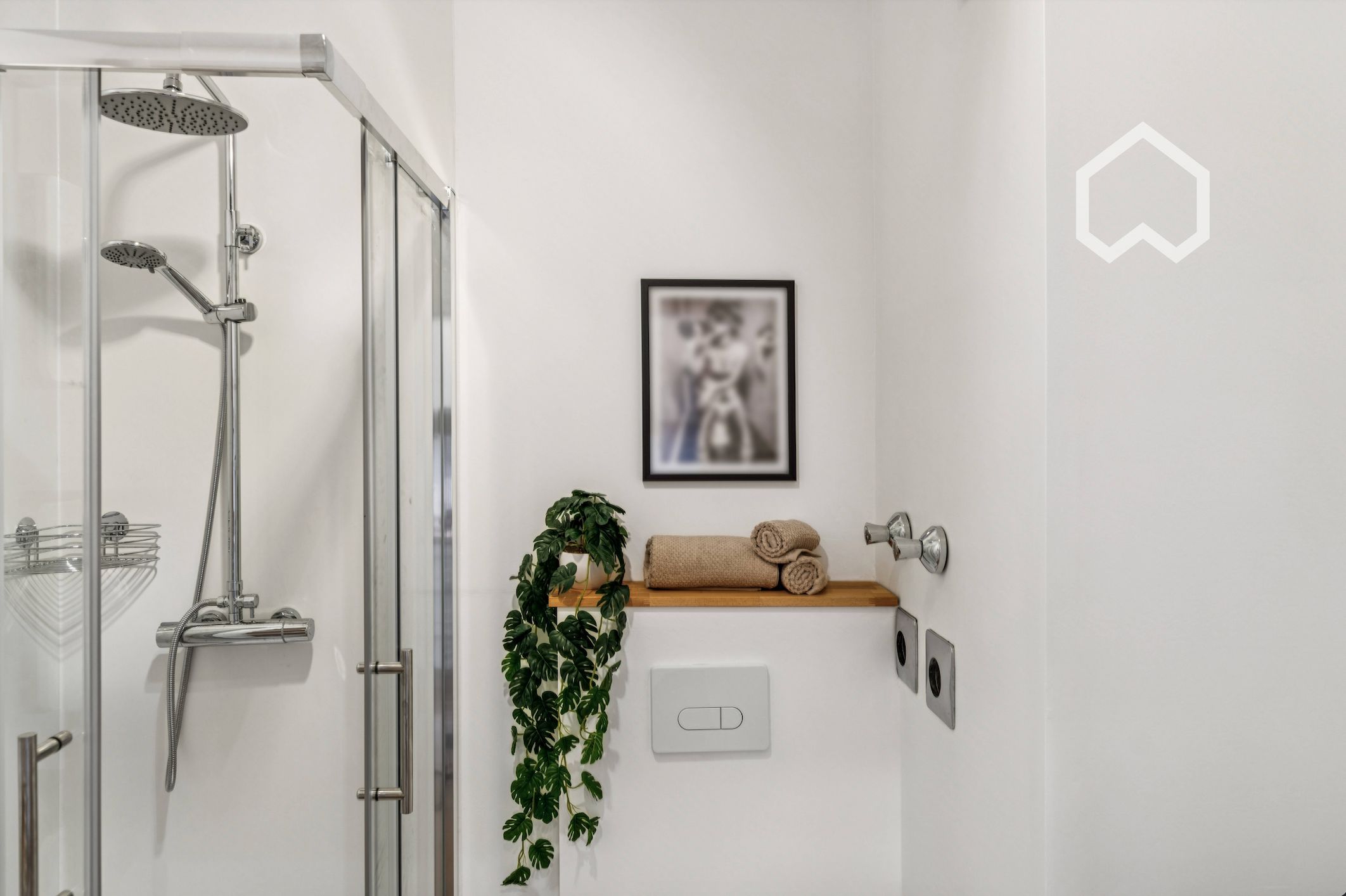  Live Like A Local - New Design Appartment In One Of Most Popular Districts | Urban Flair | Balcony W  -  Live like a Local - New Design Appartment in one of most popular districts | Urban Flair | Balcony with Green View | All Inclusive  - Gallery -  9