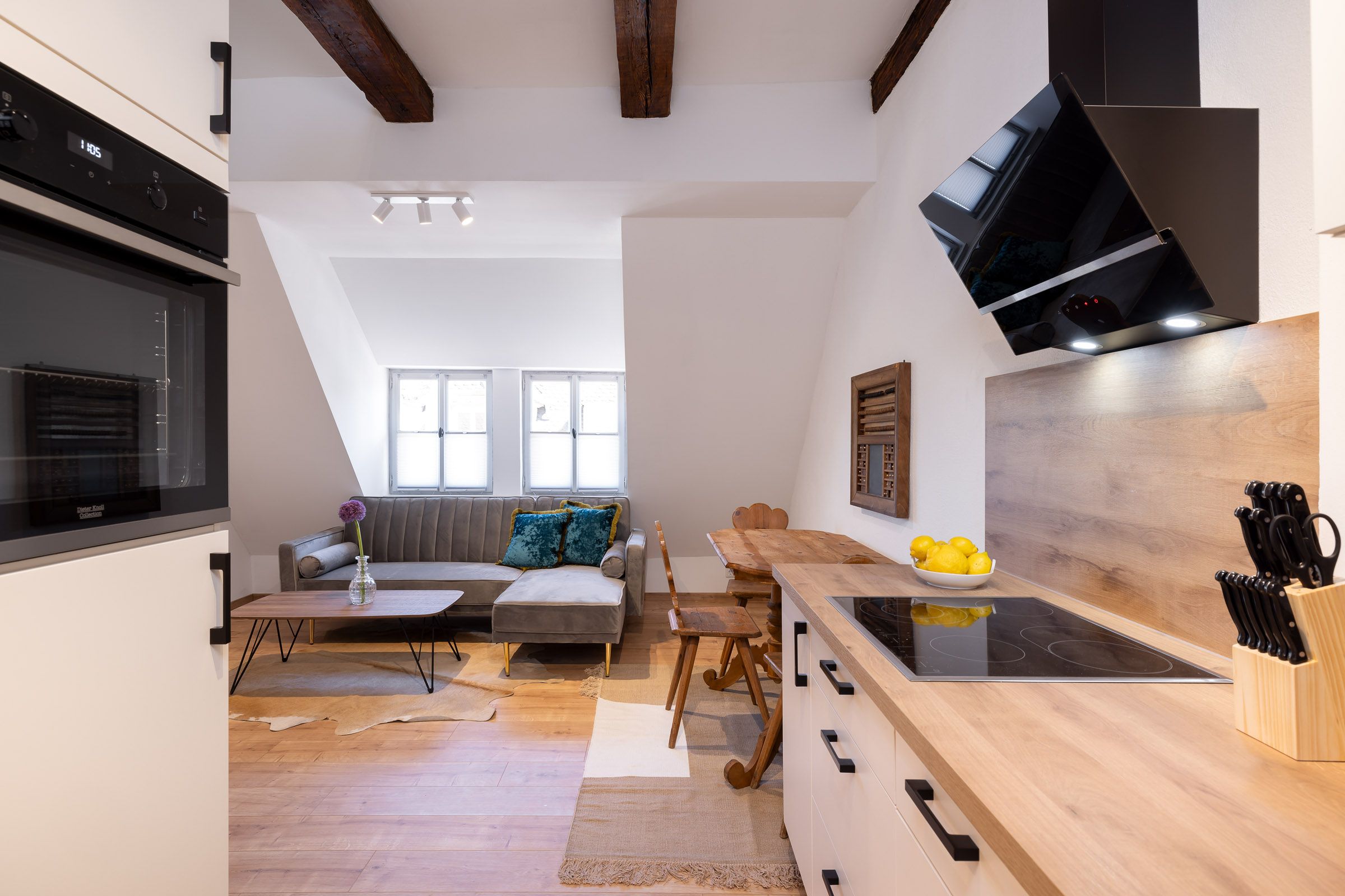  Above The Rooftops: 2 Floors (up To 2 People), Contract With Extension Option, 2024 Fully Renovated,  -  Above the rooftops: 2 floors (up to 2 people), contract with extension option, 2024 fully renovated, fully furnished, super central, old town  - Gallery -  19