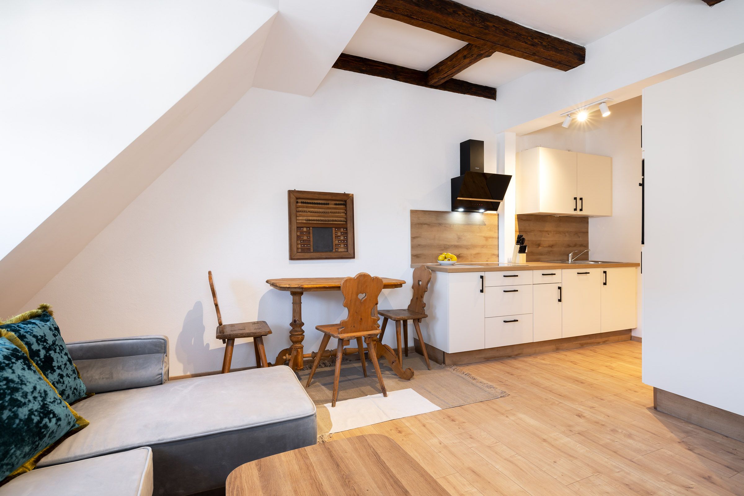  Above The Rooftops: 2 Floors (up To 2 People), Contract With Extension Option, 2024 Fully Renovated,  -  Above the rooftops: 2 floors (up to 2 people), contract with extension option, 2024 fully renovated, fully furnished, super central, old town  - Gallery -  18