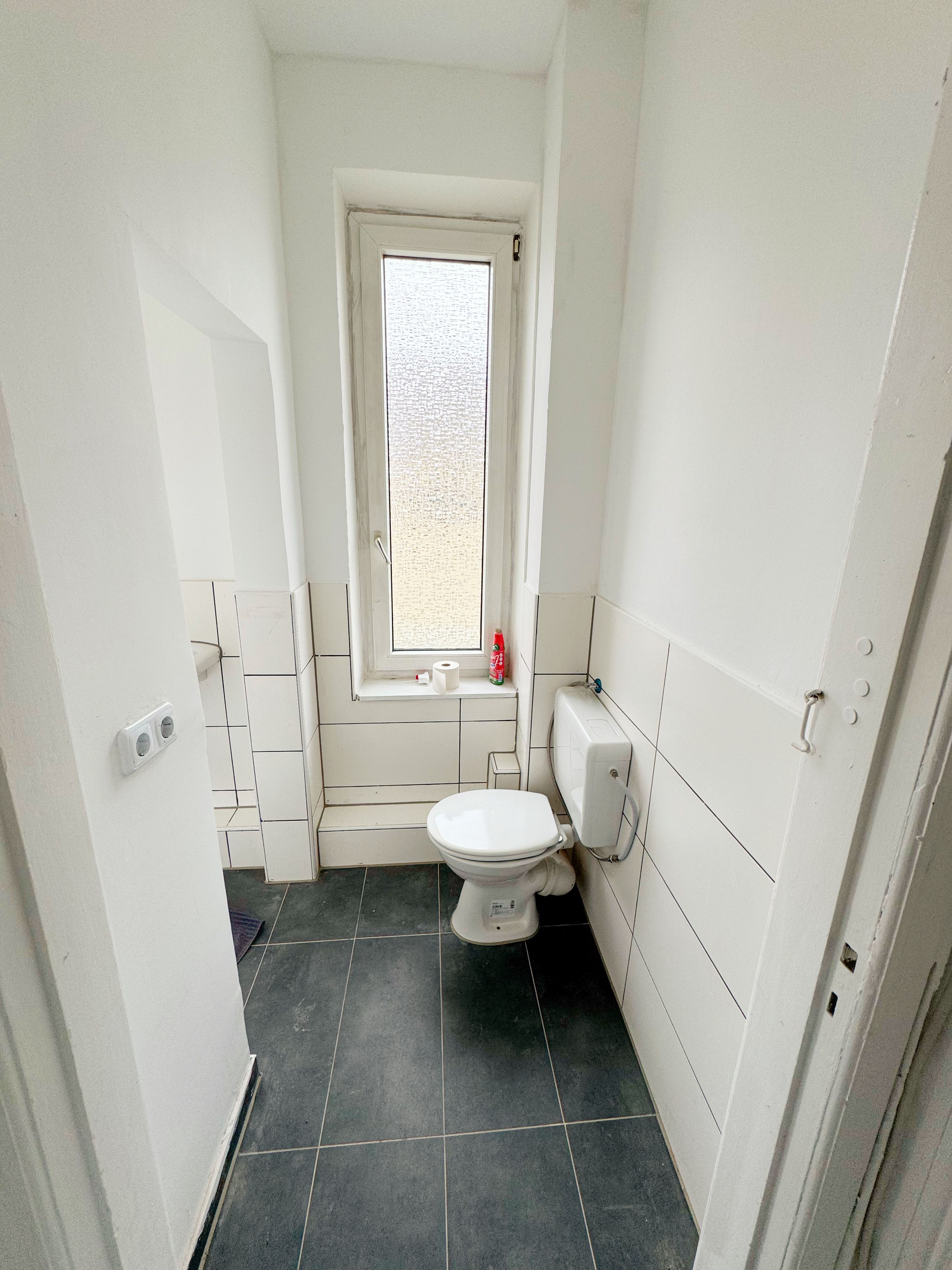 Newly Renovated And Bright 2-Room Apartment In The Heart Of Hamburg Schnelsen - Newly Renovated and Bright 2-Room Apartment in the Heart of Hamburg Schnelsen - Gallery - 4