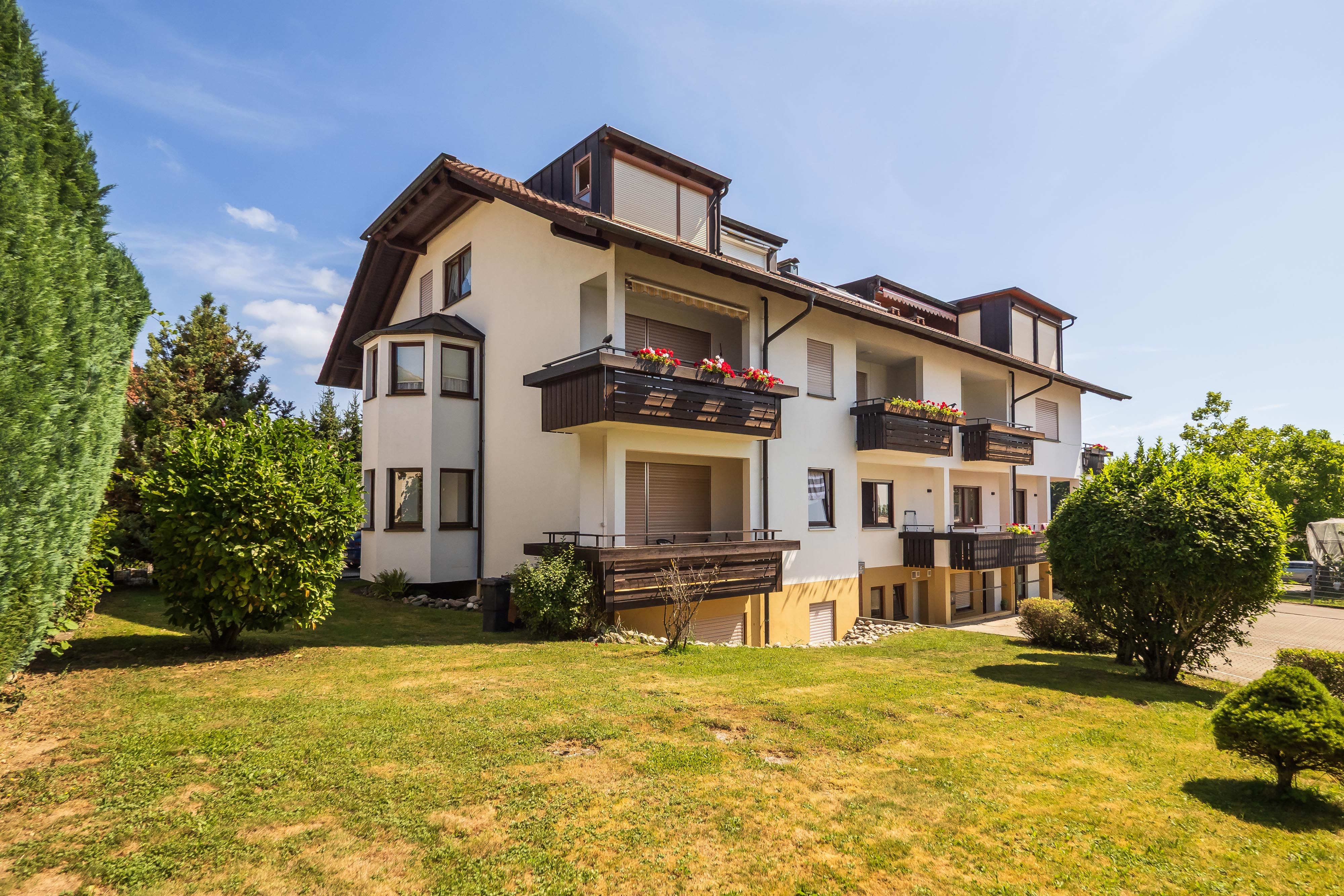 Übersetzung (Englisch): Panorama Apartment Meersburg – Boutique-Inspired Design & Smart Living - 8