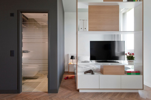 Spacious Studio XL with a kitchenette and seating area in Munich