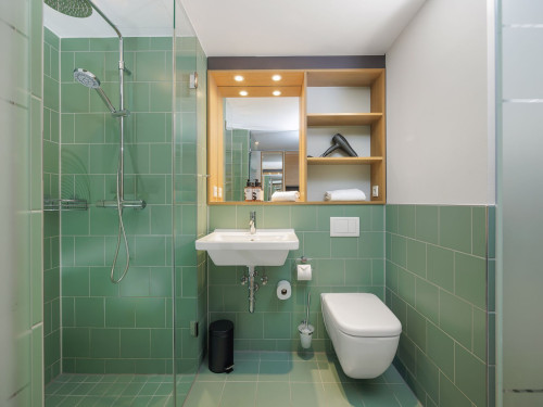Spacious Studio XL with a kitchenette and seating area in Munich - Gallery - 7