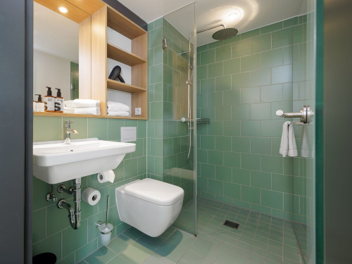 Spacious Studio XL with a kitchenette and seating area in Munich - Gallery - 8