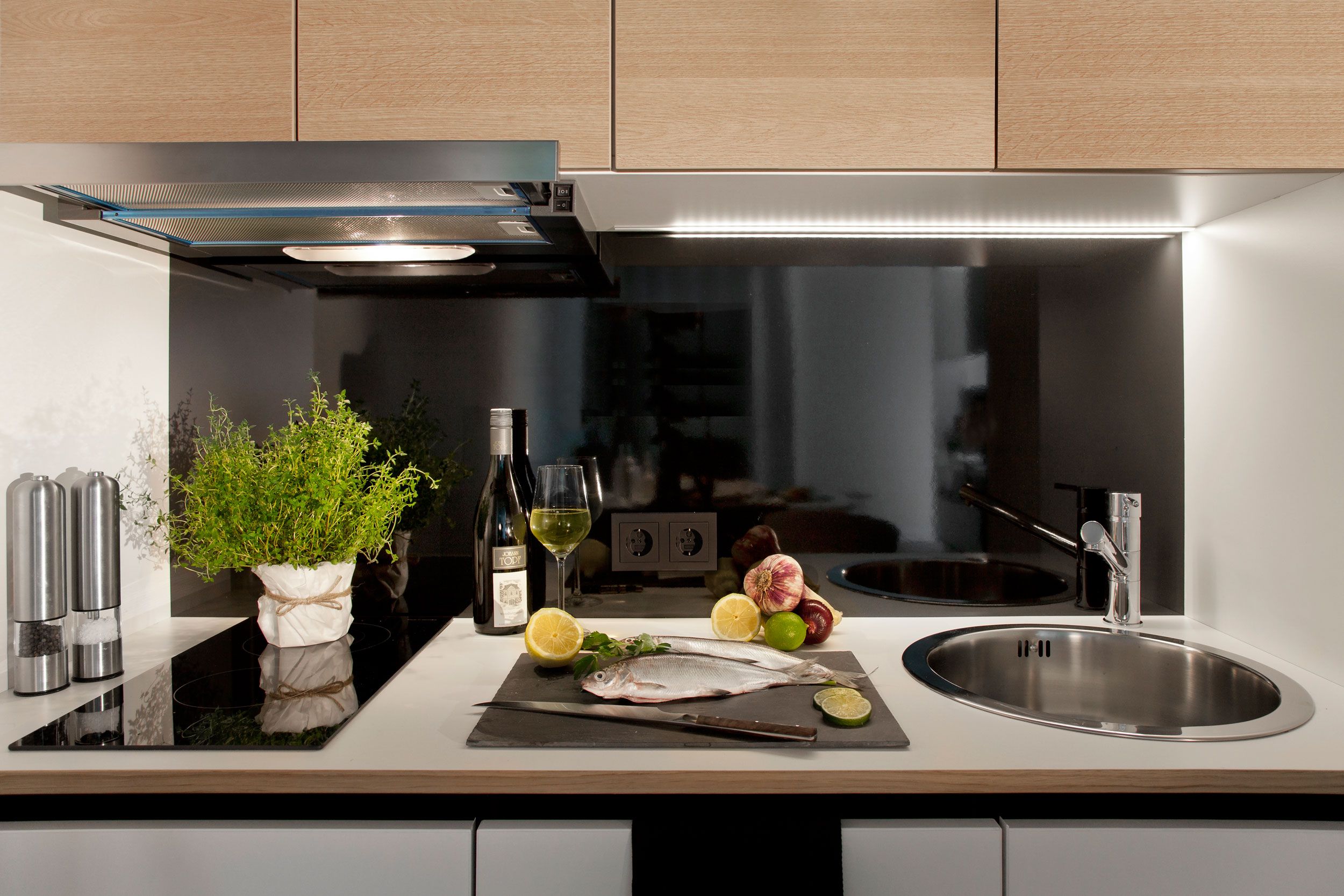 Spacious Studio XL With A Kitchenette And Seating Area In Munich - 20