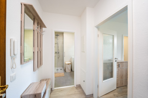 Beautifully furnished serviced apartment in Gera – quiet, modern & with a sunny green view - Gallery - 14