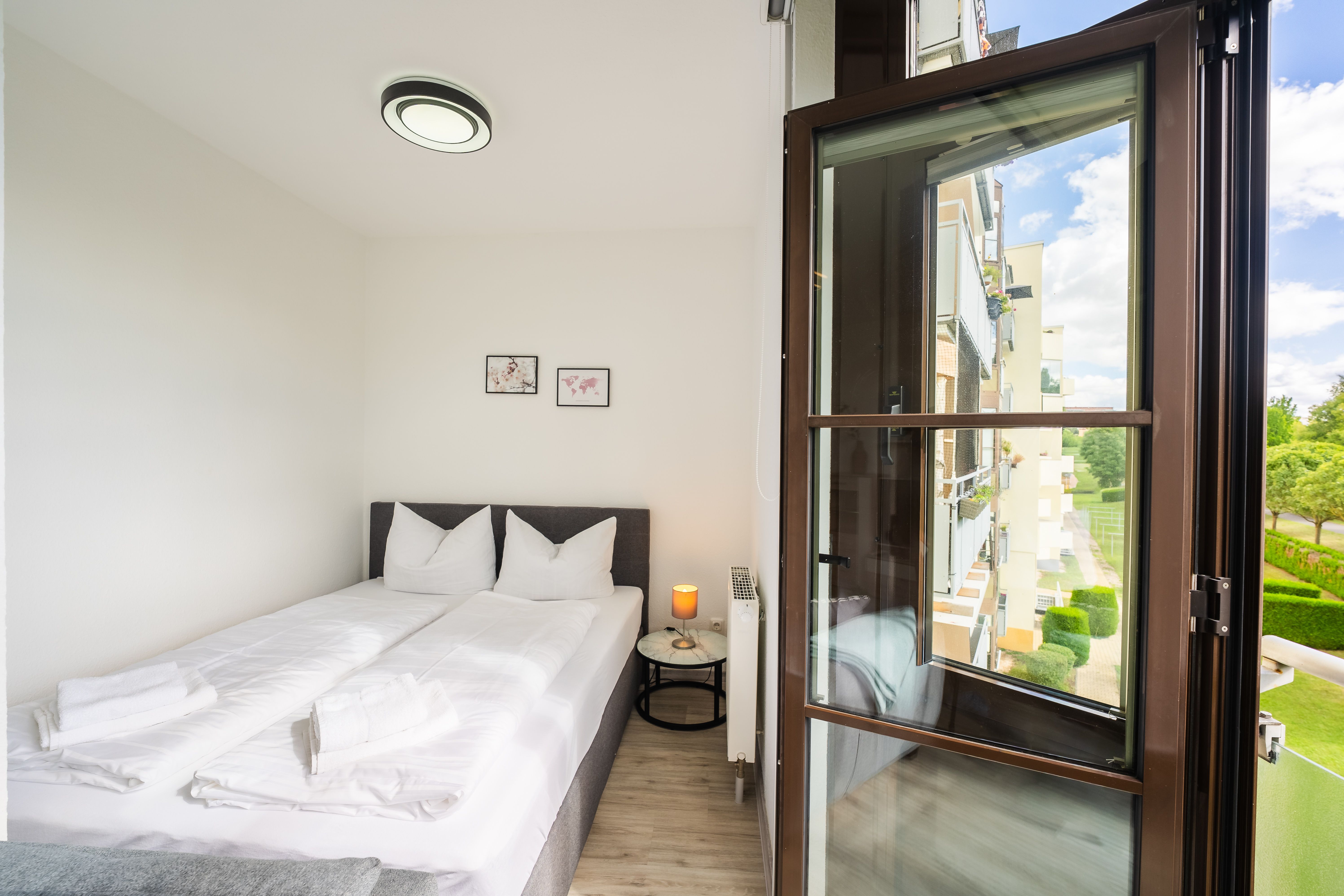  Beautifully Furnished Serviced Apartment In Gera – Quiet, Modern & With A Sunny Green View  -  Beautifully furnished serviced apartment in Gera – quiet, modern & with a sunny green view  - Gallery -  23