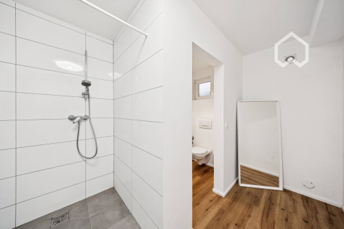 Modern Furnished Mezzanine Apartment in Hamburg-Nord