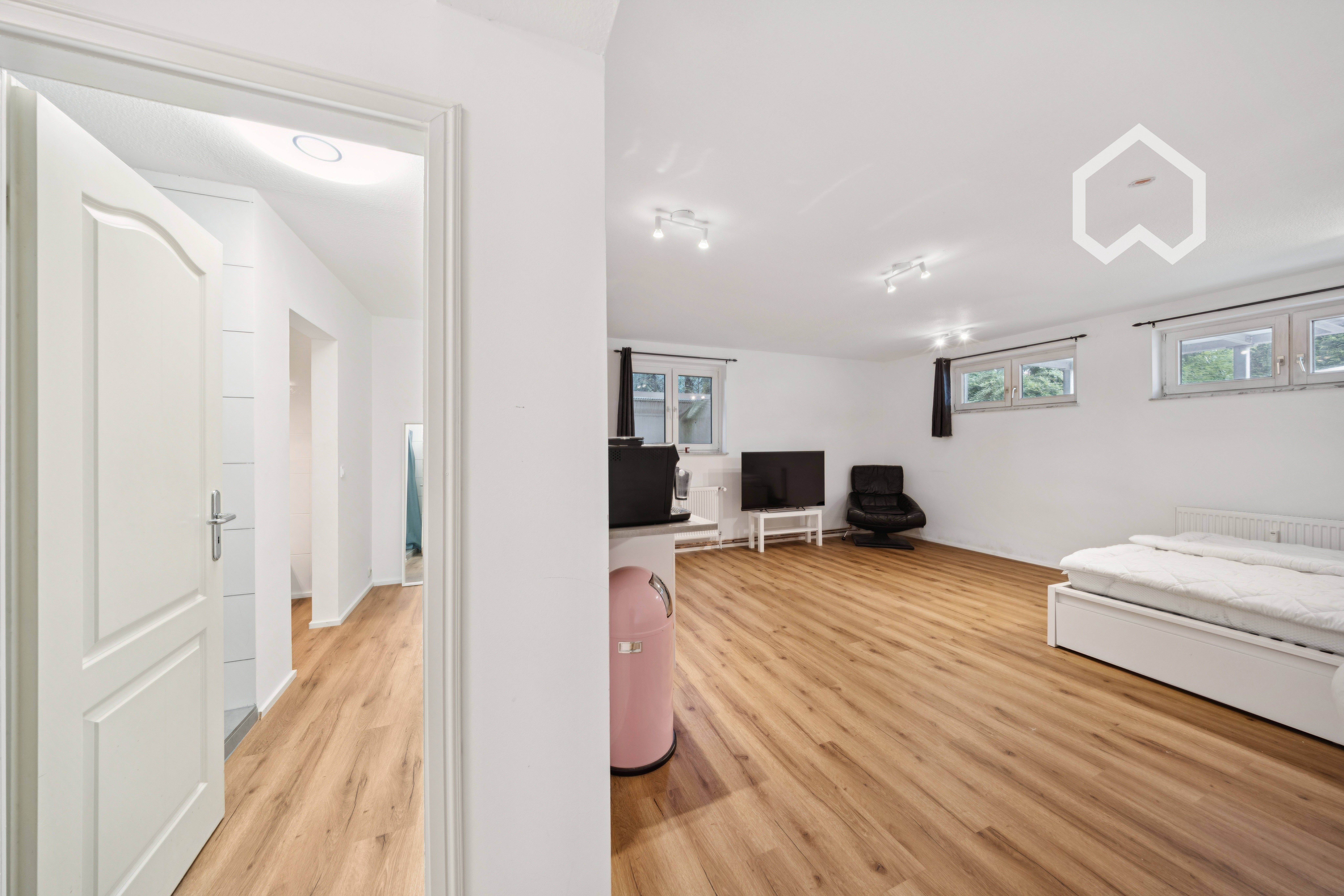  Modern Furnished Mezzanine Apartment In Hamburg-Nord  -  Modern Furnished Mezzanine Apartment in Hamburg-Nord  - Gallery -  14