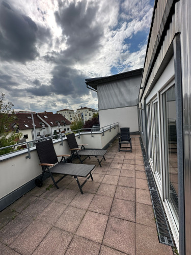 Modern, renovated, and fully furnished (2025) 2.5-room apartment in luxurious penthouse style with garage – ideal for company employees - Gallery - 20