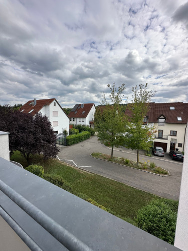 Modern, renovated, and fully furnished (2025) 2.5-room apartment in luxurious penthouse style with garage – ideal for company employees - Gallery - 32