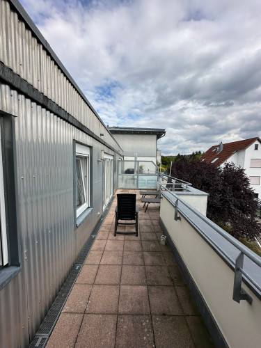 Modern, renovated, and fully furnished (2025) 2.5-room apartment in luxurious penthouse style with garage – ideal for company employees - Gallery - 31