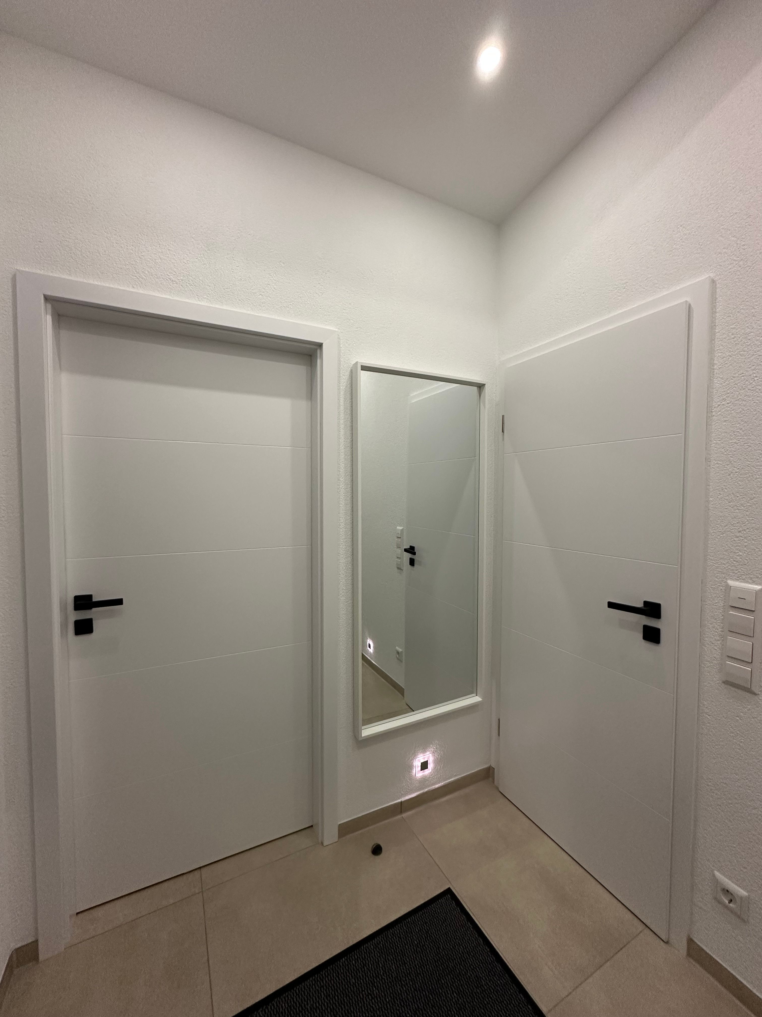 Modern, Renovated, And Fully Furnished (2025) 2.5-Room Apartment In Luxurious Penthouse Style With G - 15