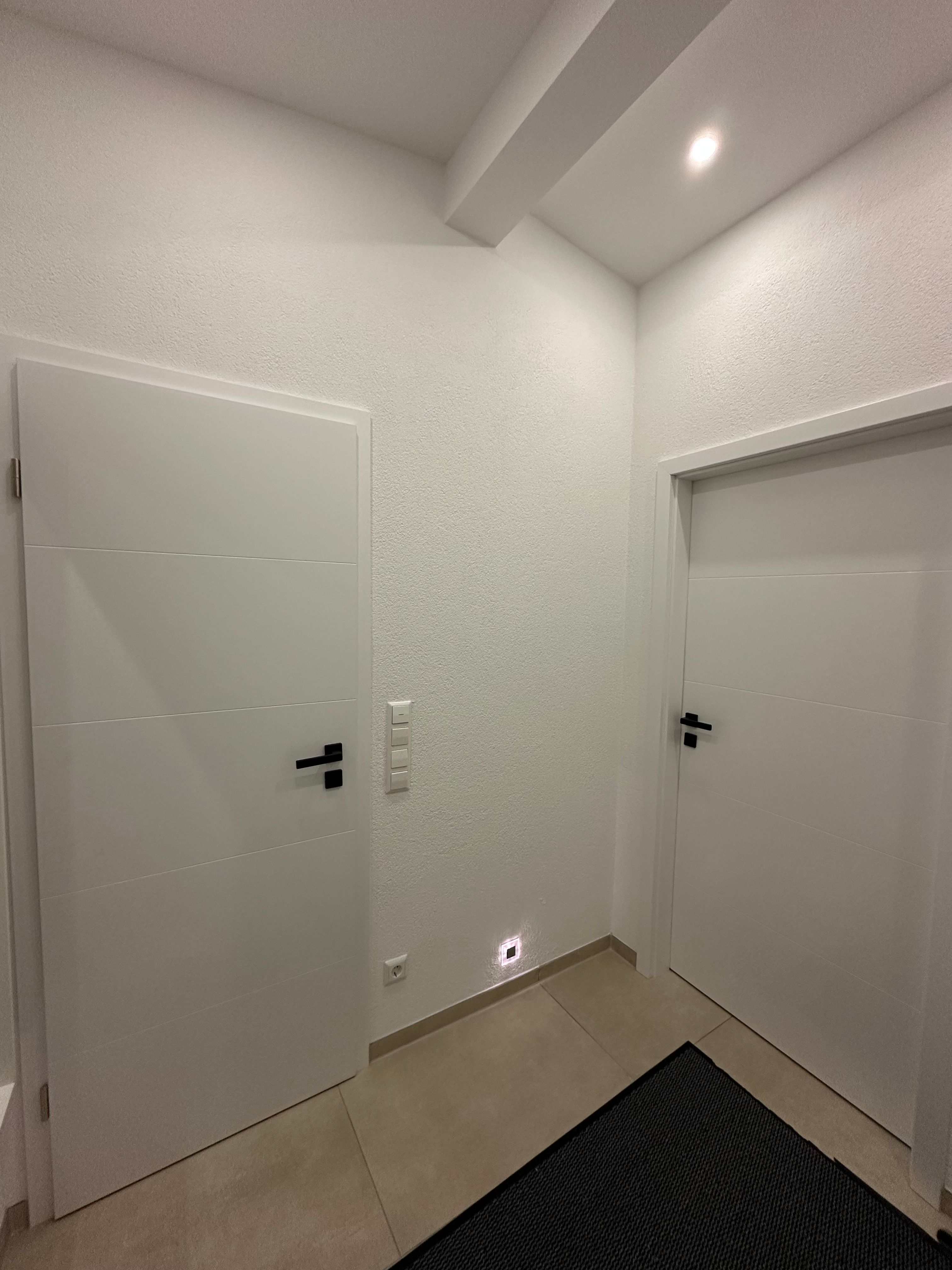 Modern, Renovated, And Fully Furnished (2025) 2.5-Room Apartment In Luxurious Penthouse Style With G - 14