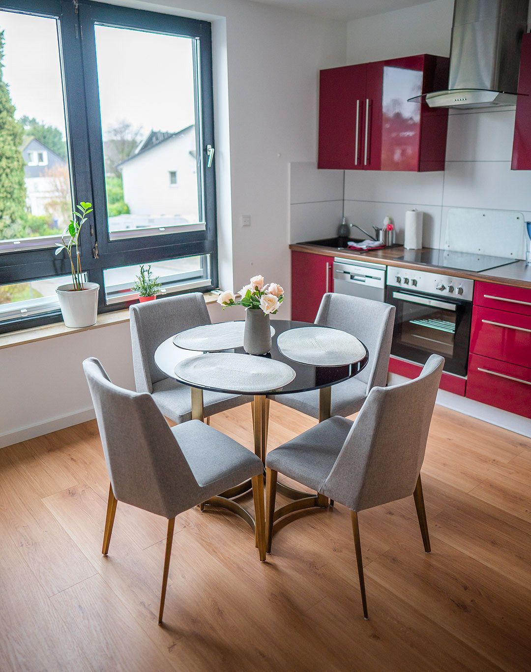 New & Great Flat In The Heart Of Town - 17