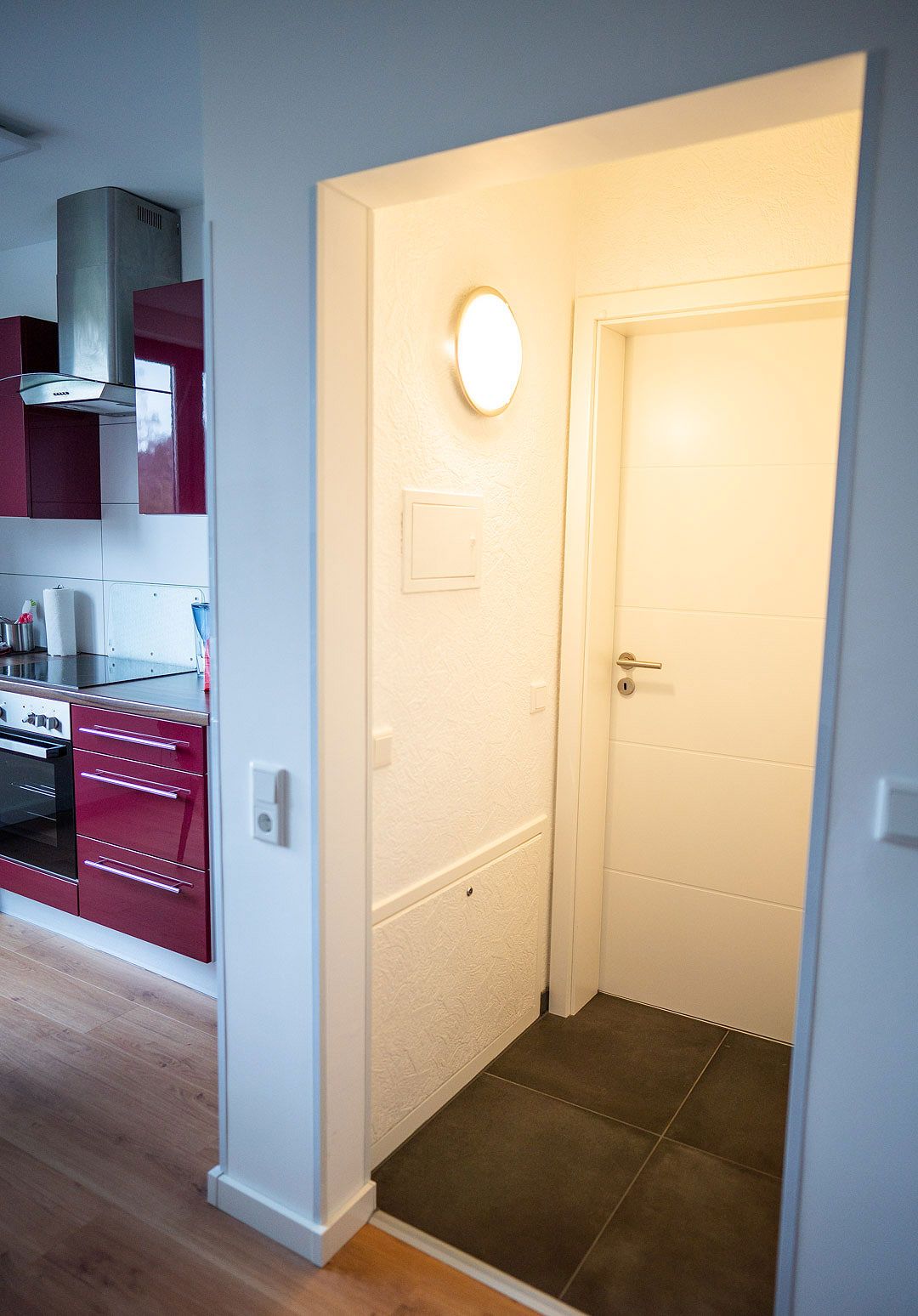 New & Great Flat In The Heart Of Town - 4