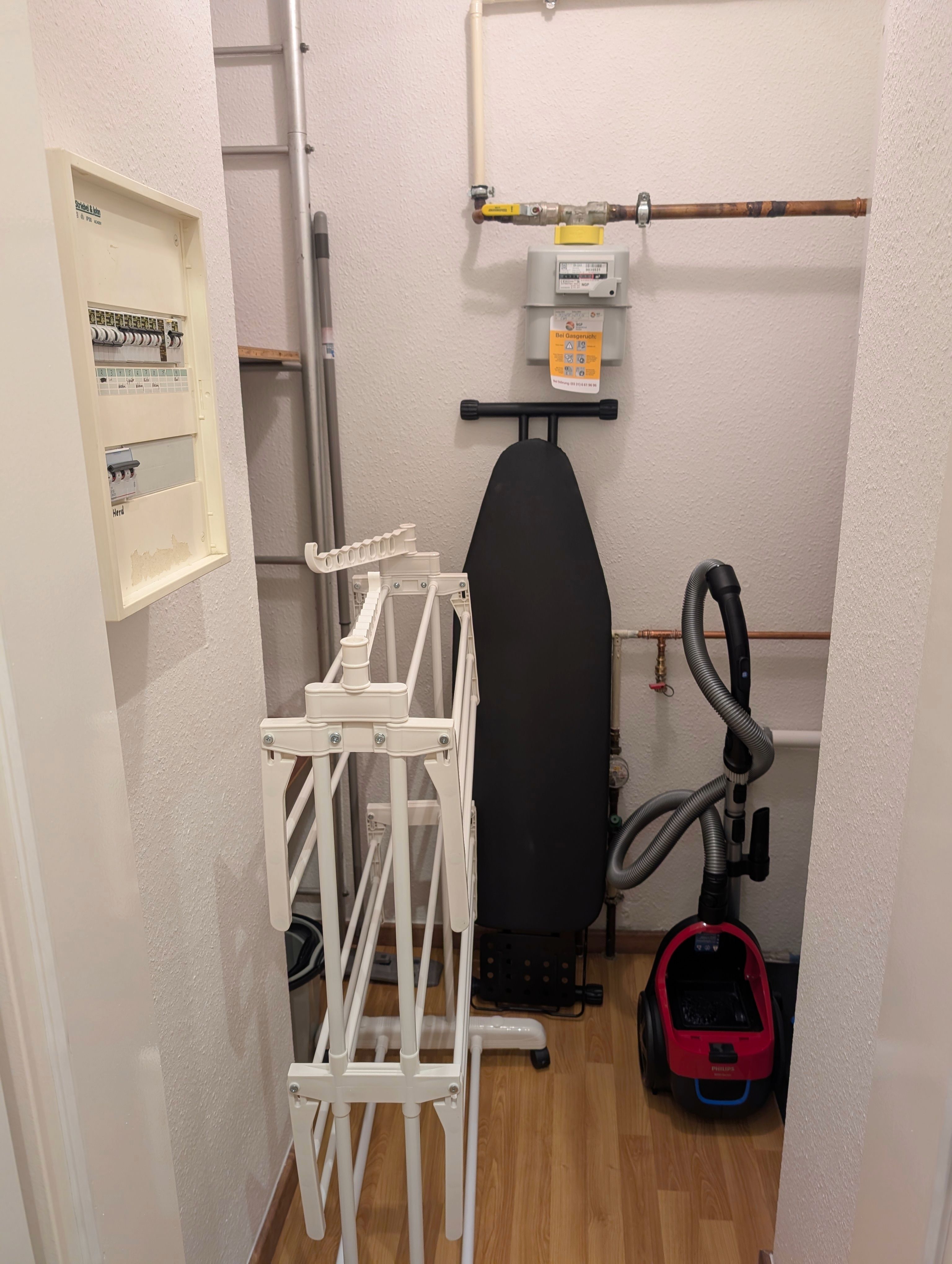  Bright & Furnished 2-Room Apartment From The Owner In Potsdam North, Eiche  -  Bright & Furnished 2-Room Apartment from the owner in Potsdam North, Eiche  - Gallery -  4