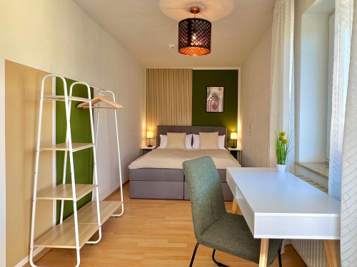 Modern apartment with balcony - Gallery - 8