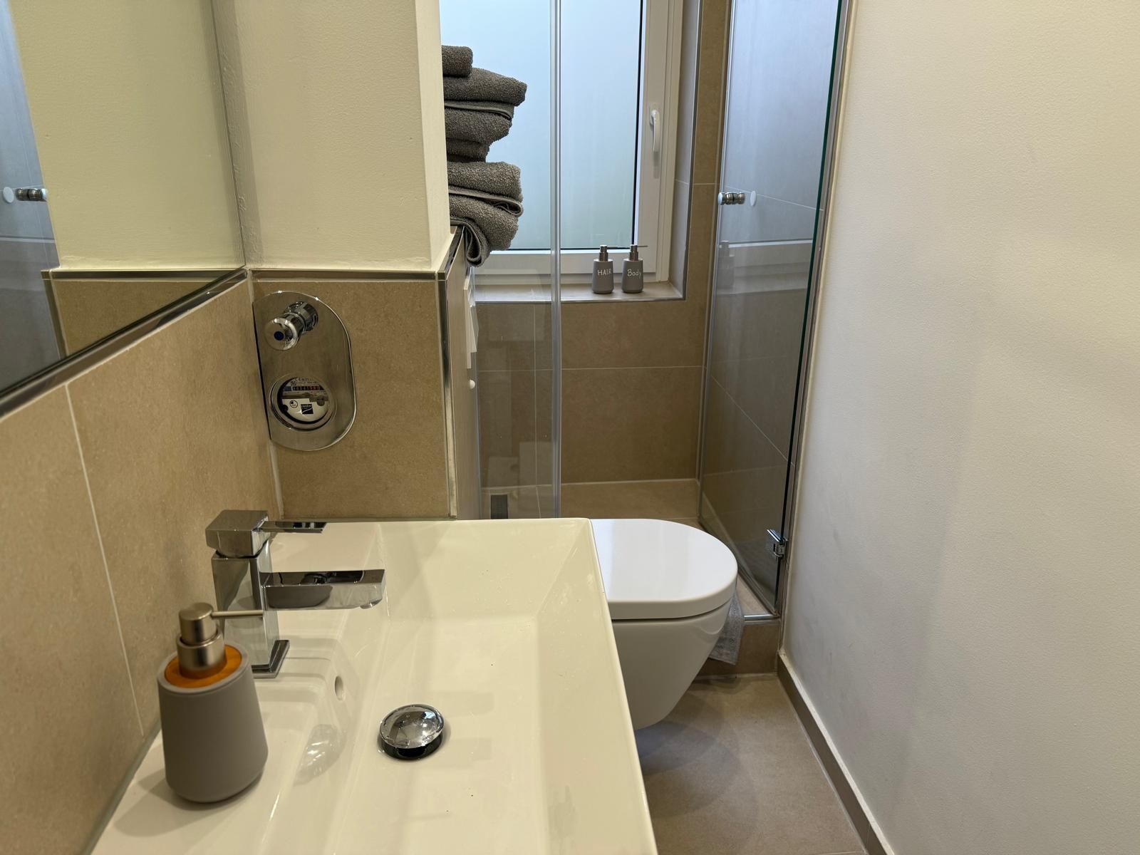 Perfect, Lovely Apartment Located In Hannover - 16