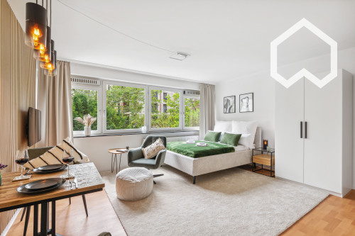 Luxurious, green living near the city center - Gallery - 4