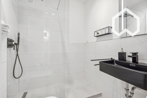 Luxurious, green living near the city center - Gallery - 8