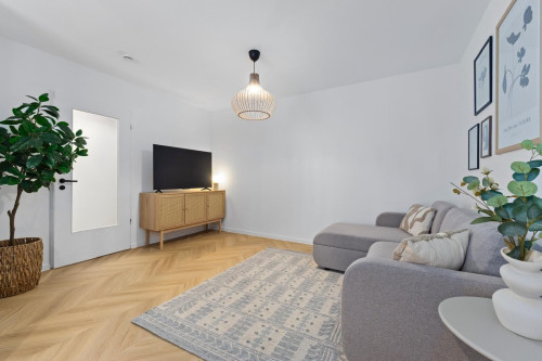 Bright 1-Bedroom Apartment with Balcony & Underground Parking in Gießen-Weststadt – Fully Furnished & All-Inclusive
