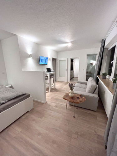 Central City View Studio Apartment
