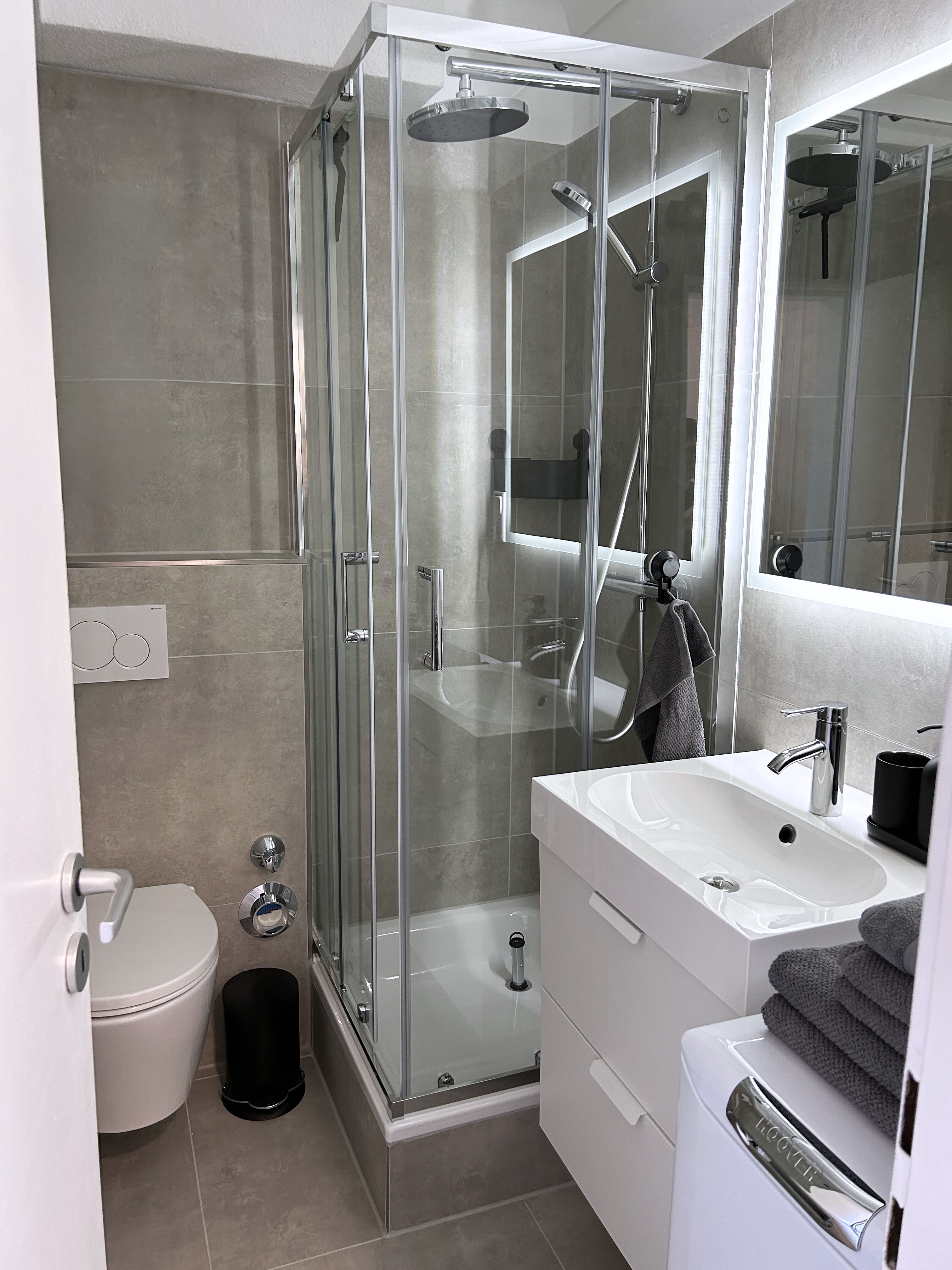 Central City View Studio Apartment - 3
