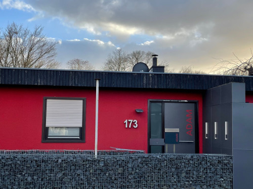 110 qm Bungalow, barrierefrei, mit Garten Kamin und eigener Bar - Gallery - 22