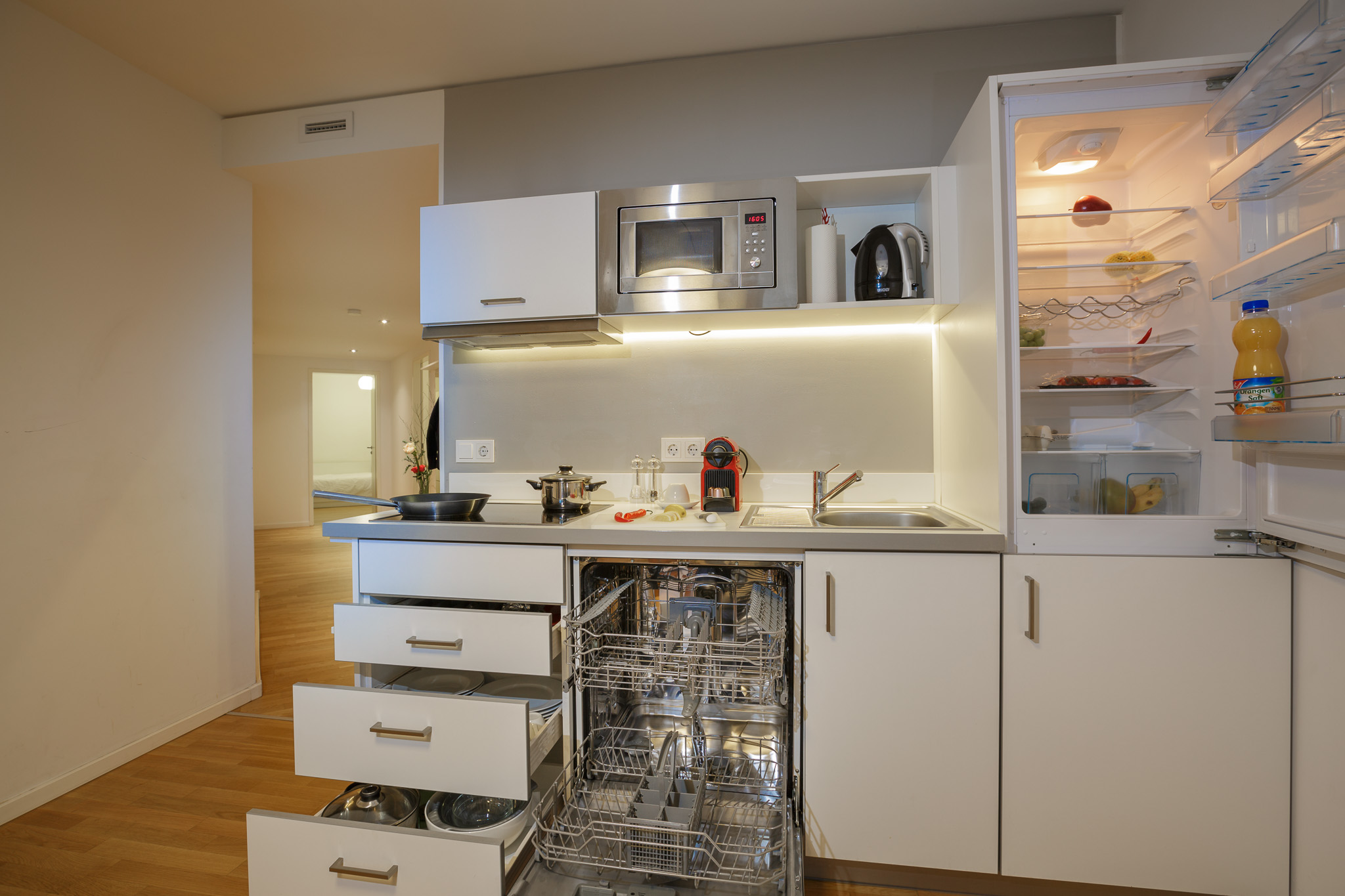 Very Central Cosy Apartment - 9