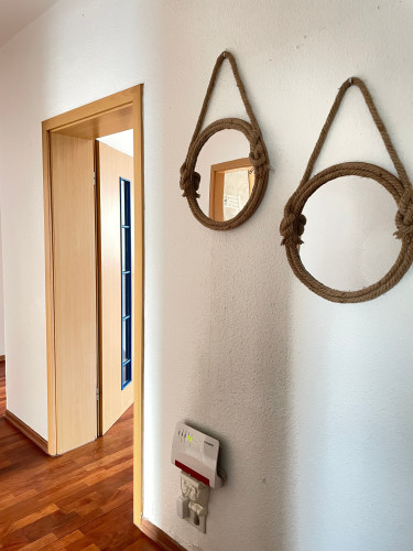 Stylish and comfortable 3-room apartment in Hanover, close to the city center, with balcony and excellent public transport connections - Gallery - 8