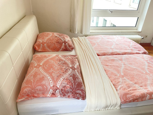 Stylish and comfortable 3-room apartment in Hanover, close to the city center, with balcony and excellent public transport connections - Gallery - 30