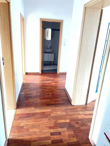 Stylish and comfortable 3-room apartment in Hanover, close to the city center, with balcony and excellent public transport connections - Gallery - 10