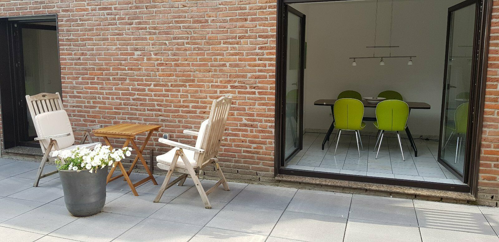 Large, Private Terrace! - Modern Temporary Living In Mönchengladbach - 4