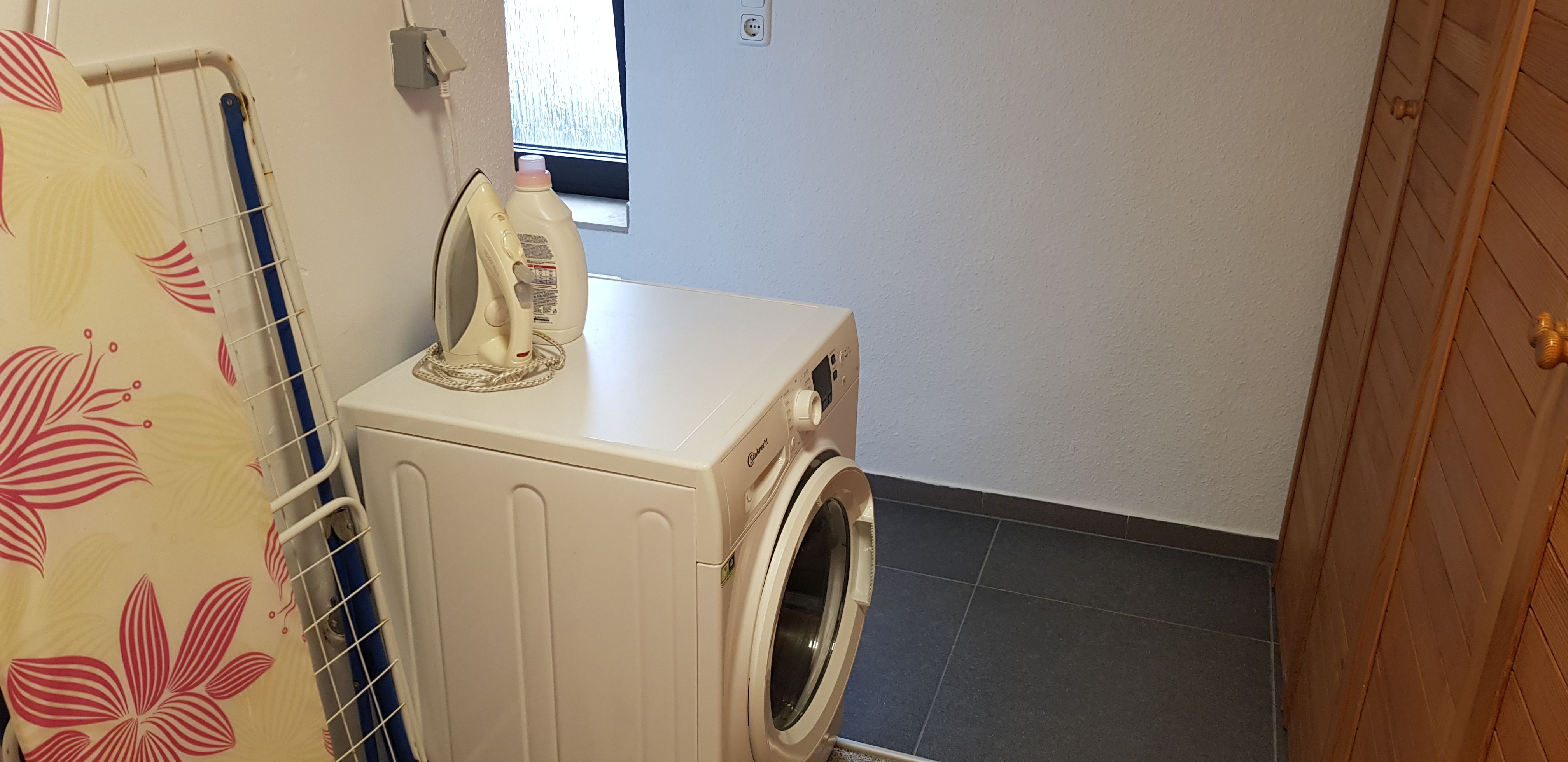 Large, Private Terrace! - Modern Temporary Living In Mönchengladbach - 1
