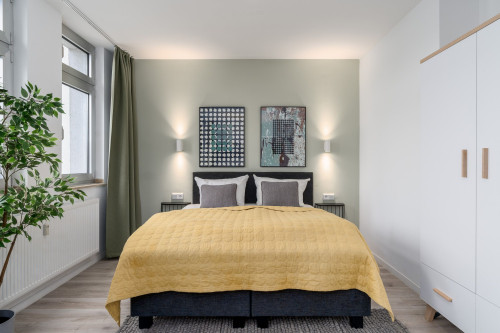 BRIGHT: Design Suite "L" City Center | Kitchen - Gallery - 17