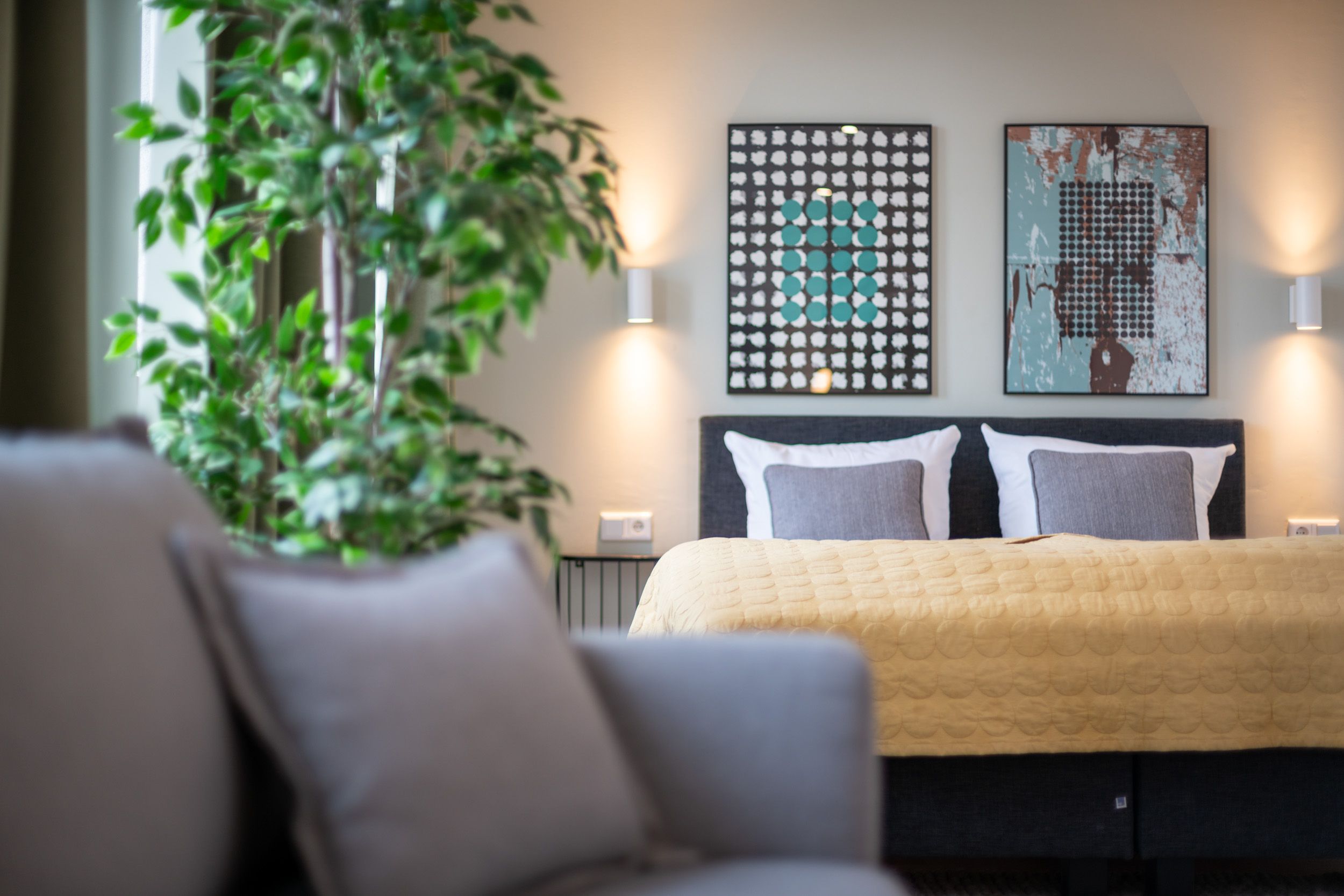BRIGHT: Design Suite "L" City Center | Kitchen - 12