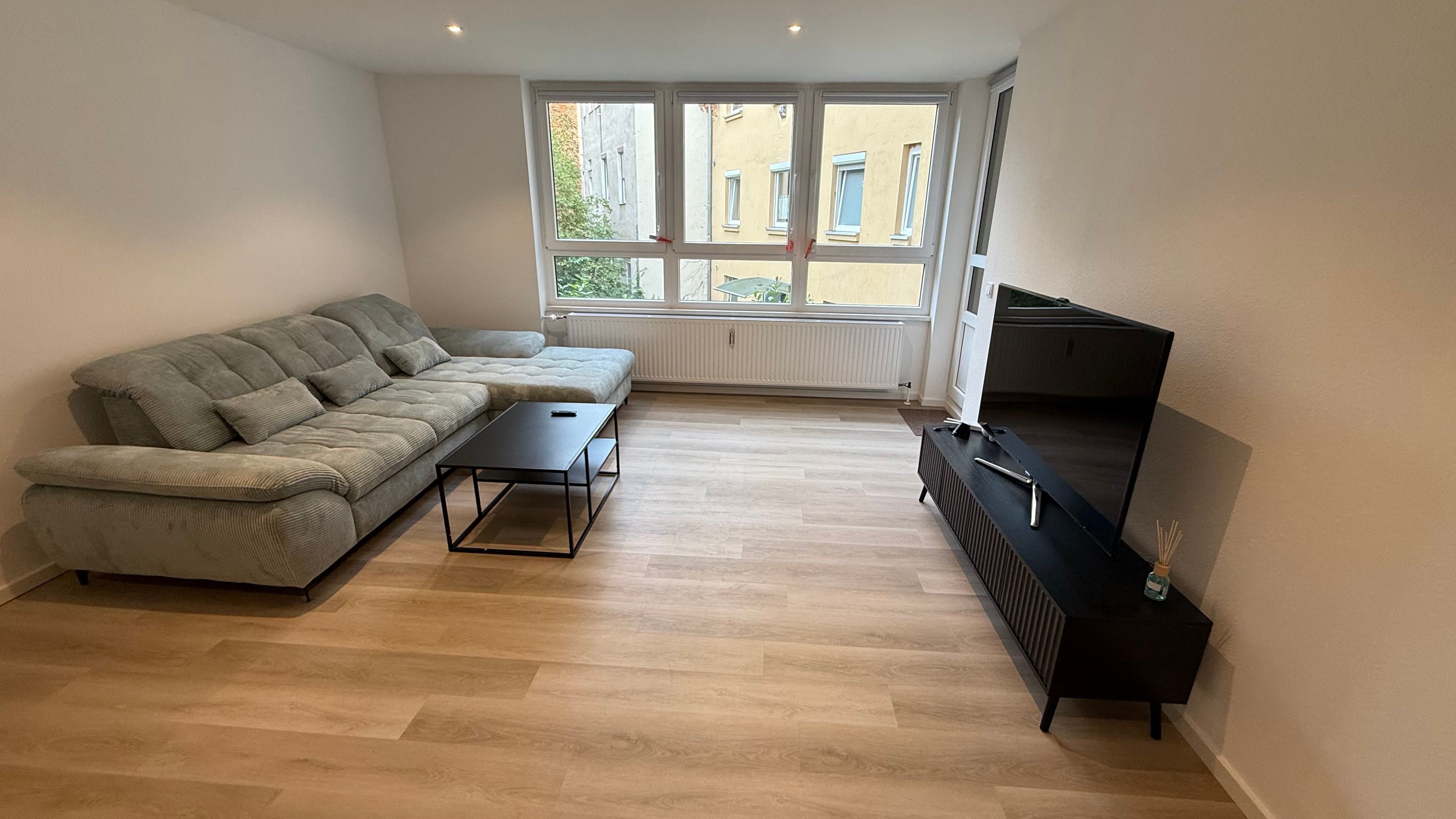 Fashionable & Charming Flat In Coburg - 16