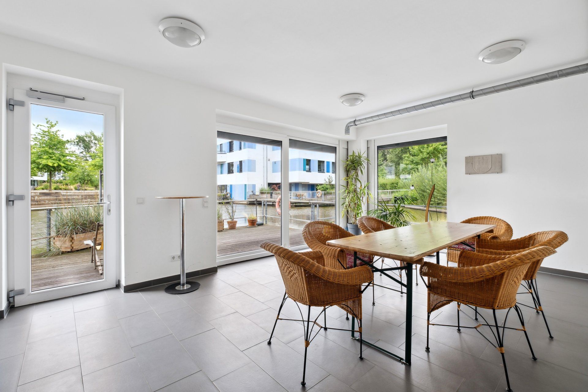  New Suite In Hamburg-Mitte  -  New suite in Hamburg-Mitte  - Gallery -  16