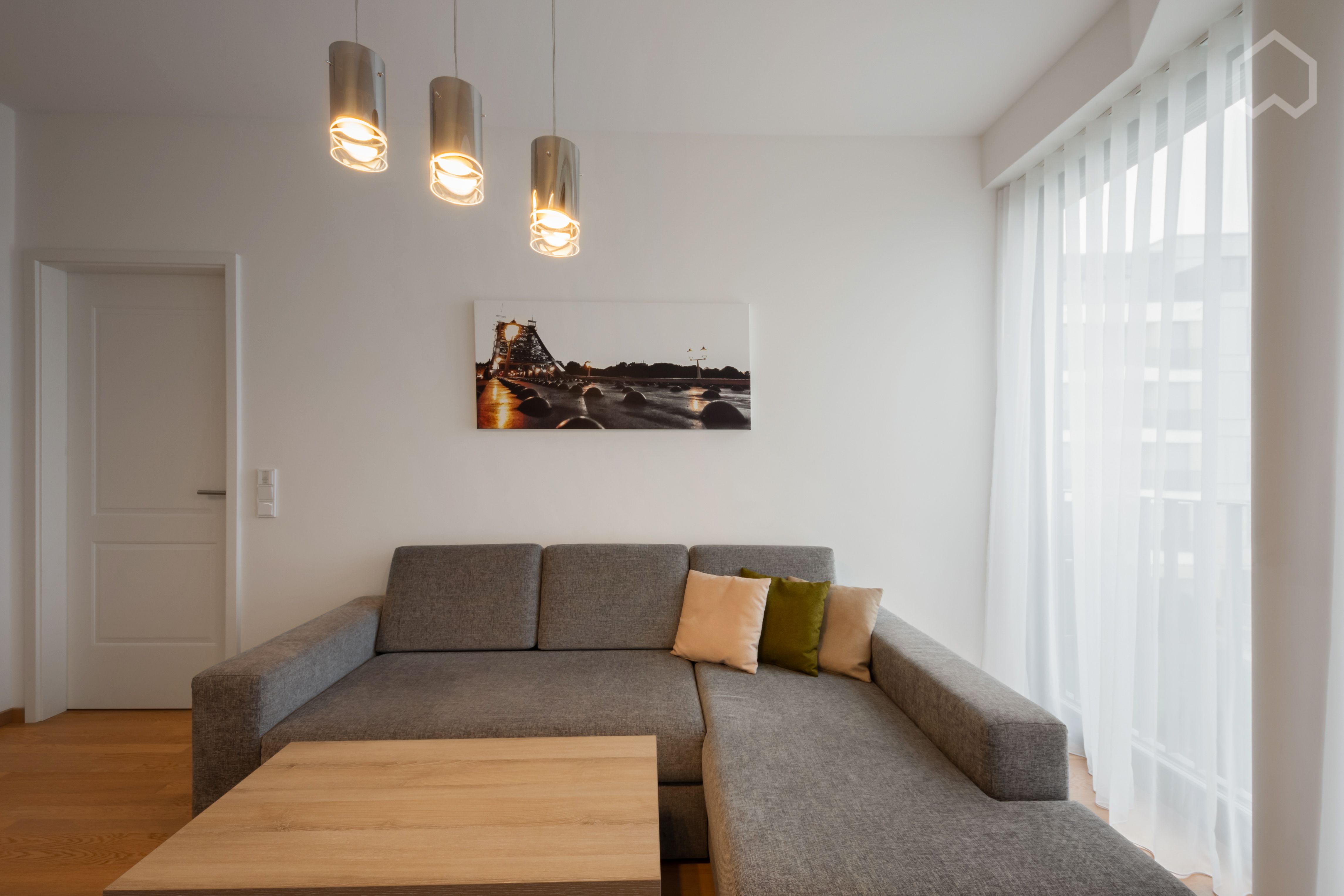 Exclusive 2-Room Apartment In The Middle Of Dresden With Balcony And Wellness Tub - 27