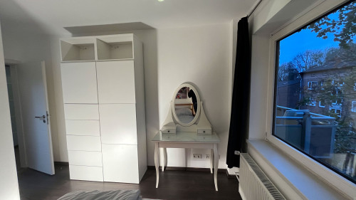 Modern, renovated, completely and high-quality equipped apartment in Hamburg-Bahrenfeld - Gallery - 21