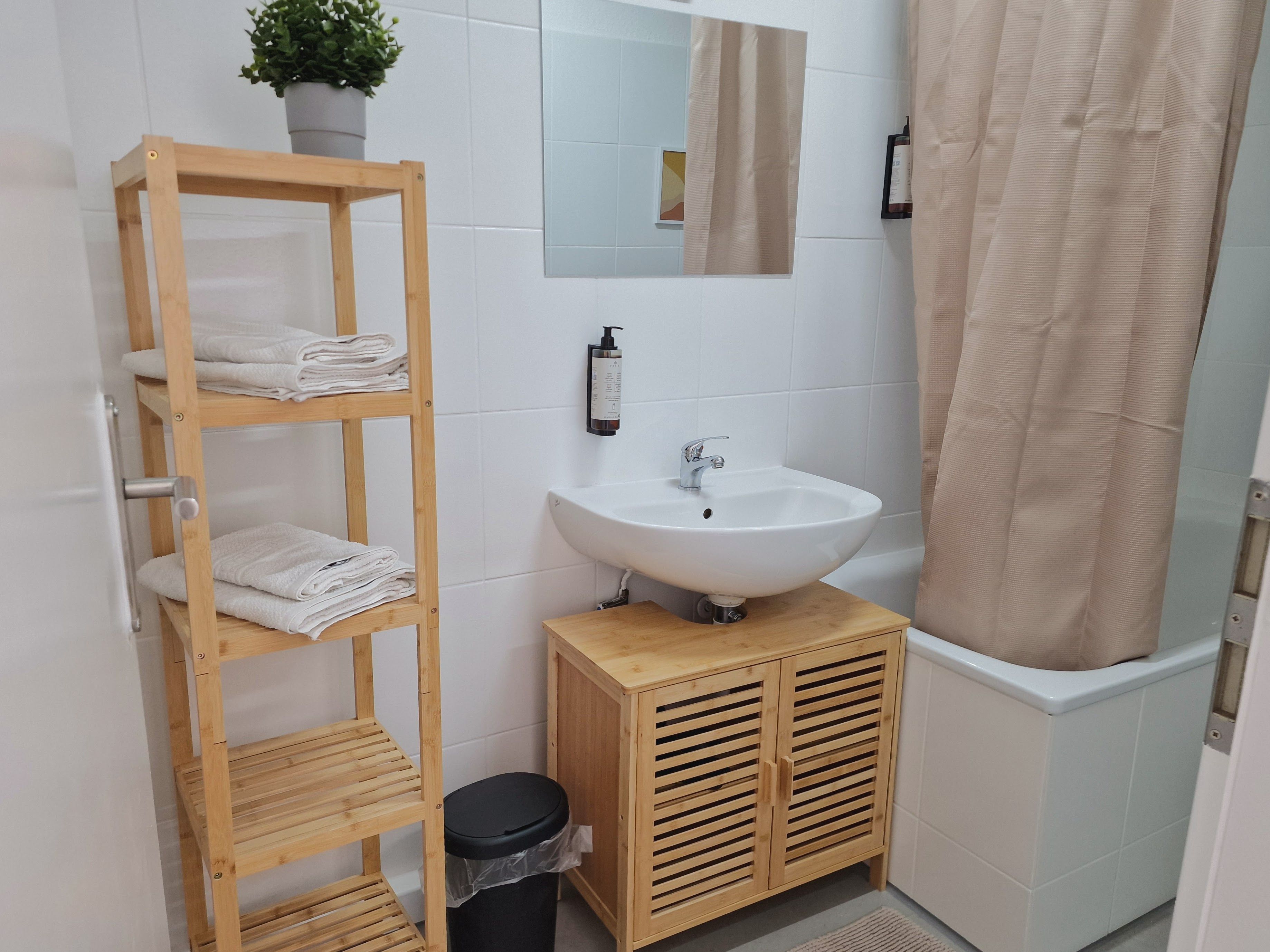  StayVision FS43_8 - Modern And Completely New Furnished 60m2 - 1 Bedroom, 1 Living Room, Kitchen - W  -  stayVision FS43_8 - modern and completely new furnished 60m2 - 1 bedroom, 1 living room, kitchen - WLAN included  - Gallery -  9