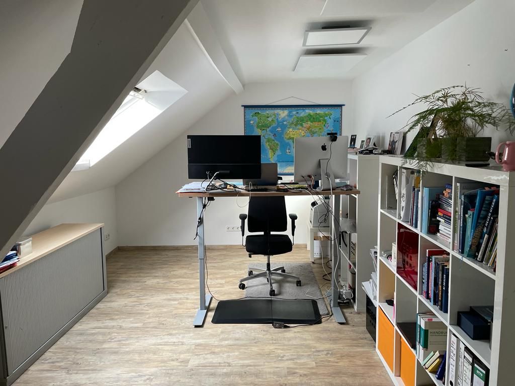 Cozy House In City Center Neuss - 1